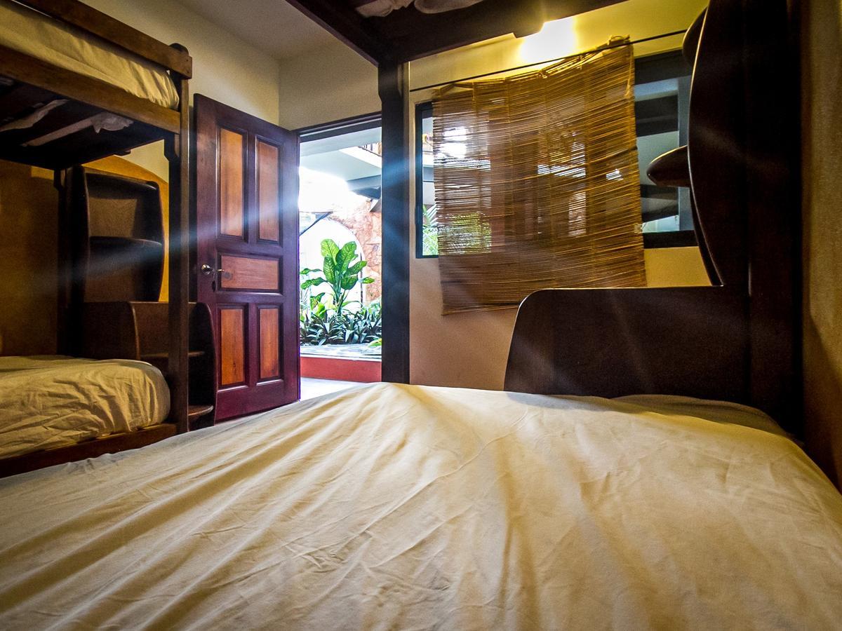 Хостел Experiencia Surf Camp Brisas de Zicatela Экстерьер фото