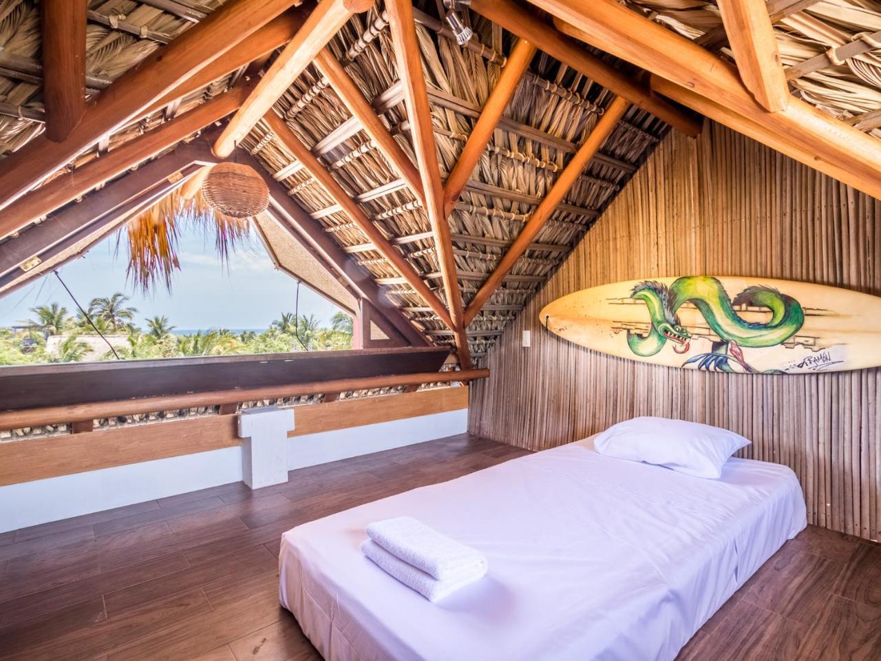 Хостел Experiencia Surf Camp Brisas de Zicatela Экстерьер фото