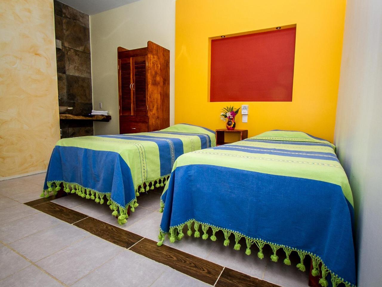 Хостел Experiencia Surf Camp Brisas de Zicatela Экстерьер фото