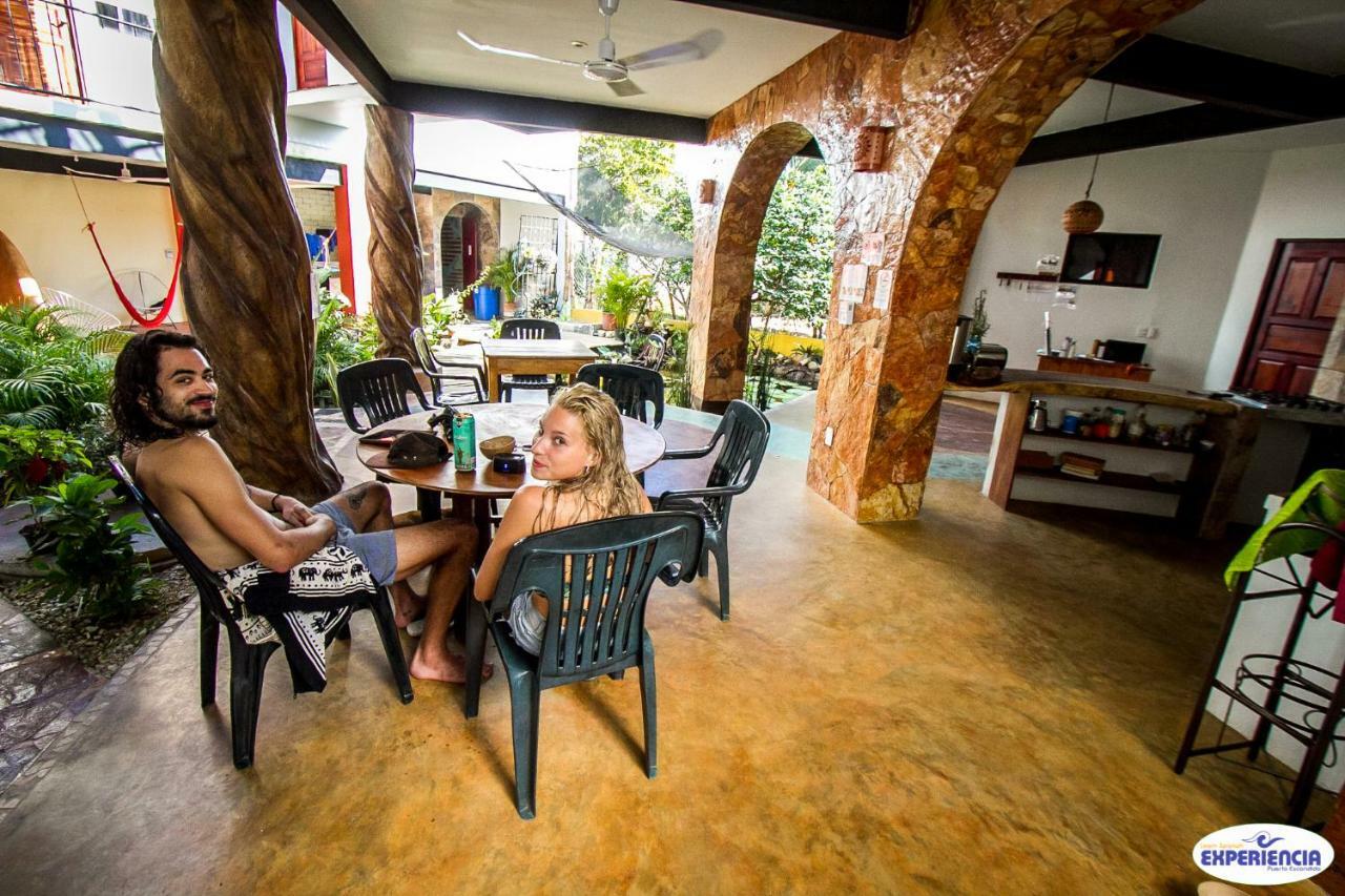 Хостел Experiencia Surf Camp Brisas de Zicatela Экстерьер фото