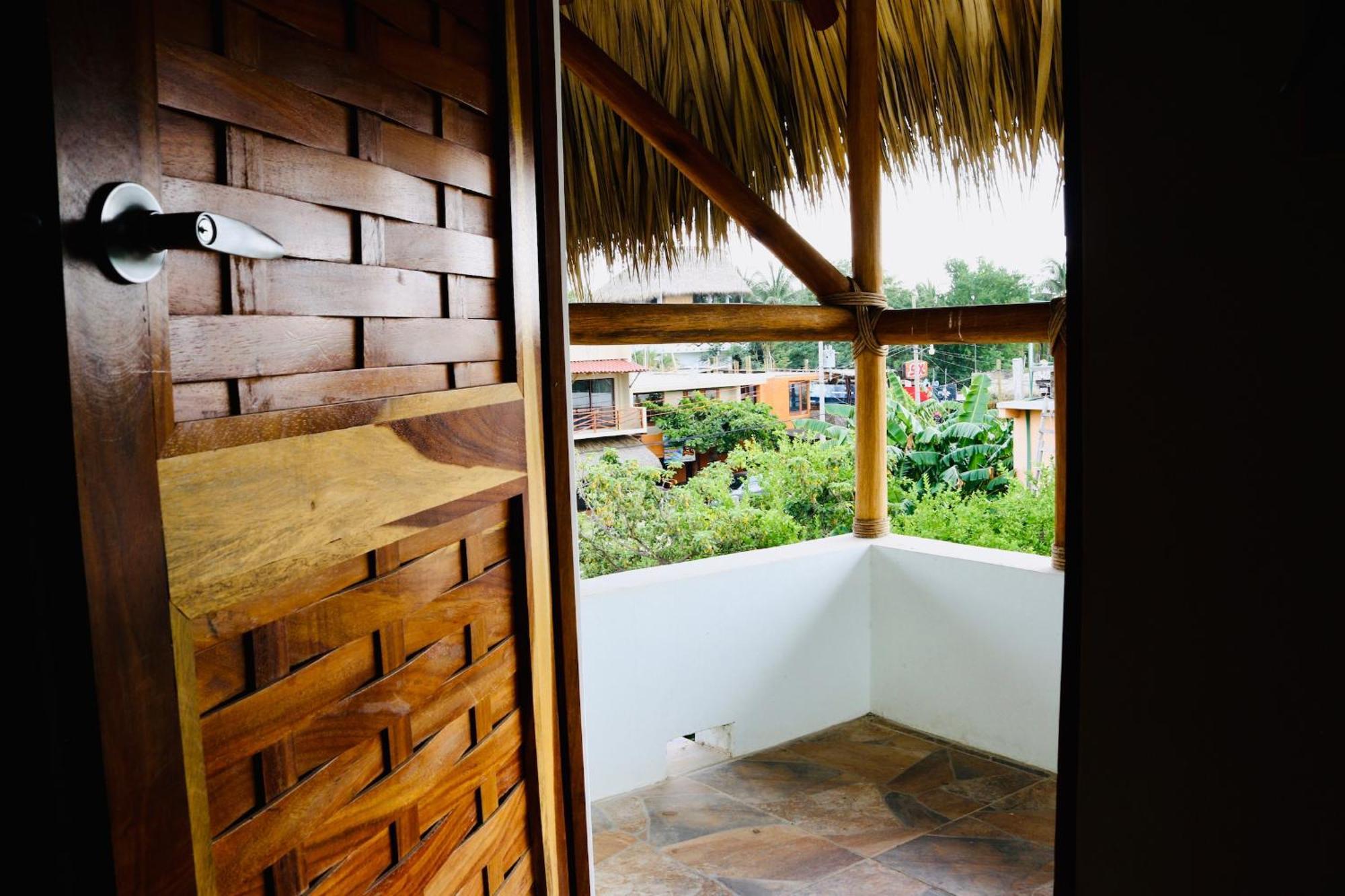 Хостел Experiencia Surf Camp Brisas de Zicatela Экстерьер фото